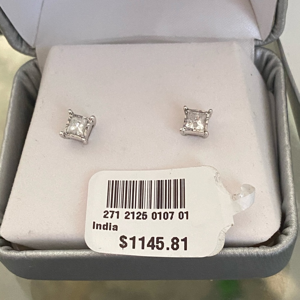 10 k WG 1/2cttw stud earnings